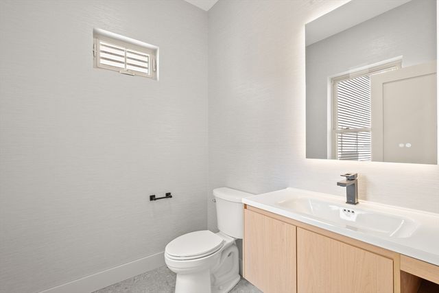 17 Princeton St 1, Boston, MA 02128