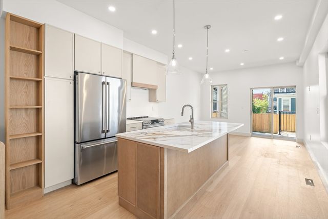 17 Princeton St 1, Boston, MA 02128