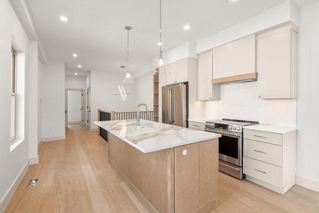 17 Princeton St 1, Boston, MA 02128