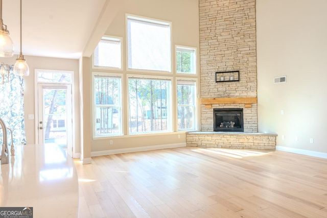 8040 Scenic Ridge Way, Ball Ground, GA 30107