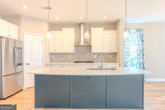 8040 Scenic Ridge Way, Ball Ground, GA 30107