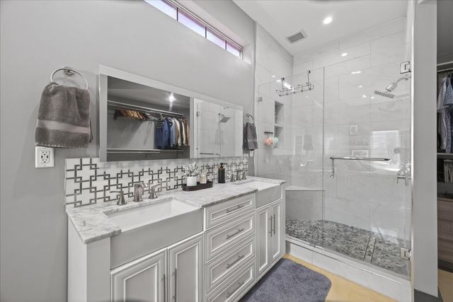 2934 N Bend Drive, Dallas, TX 75229