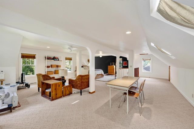 186 Hillcrest Circle, Sun Prairie, WI 53590