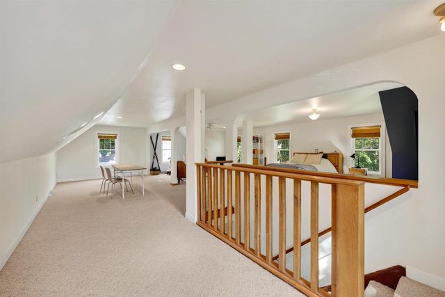 186 Hillcrest Circle, Sun Prairie, WI 53590