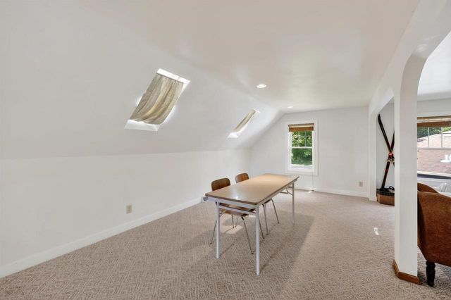 186 Hillcrest Circle, Sun Prairie, WI 53590