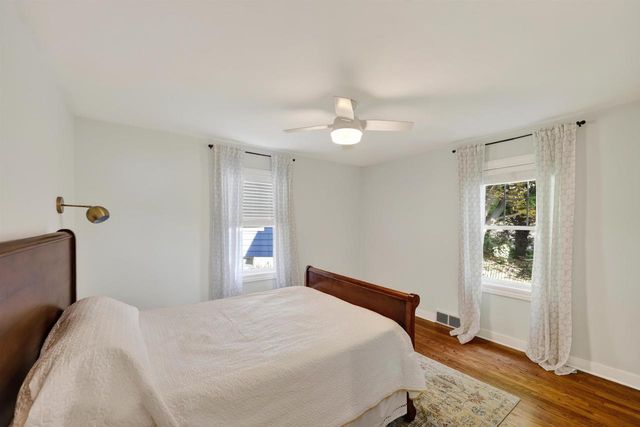 186 Hillcrest Circle, Sun Prairie, WI 53590