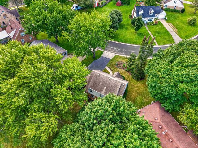 186 Hillcrest Circle, Sun Prairie, WI 53590