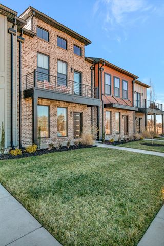 1407 Rebecca Johns Dr, Murfreesboro, TN 37128