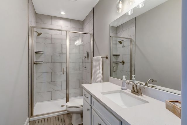 1407 Rebecca Johns Dr, Murfreesboro, TN 37128