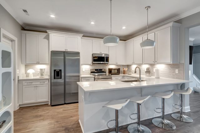 1407 Rebecca Johns Dr, Murfreesboro, TN 37128