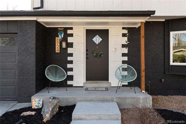 6924 E Montana Place, Denver, CO 80224