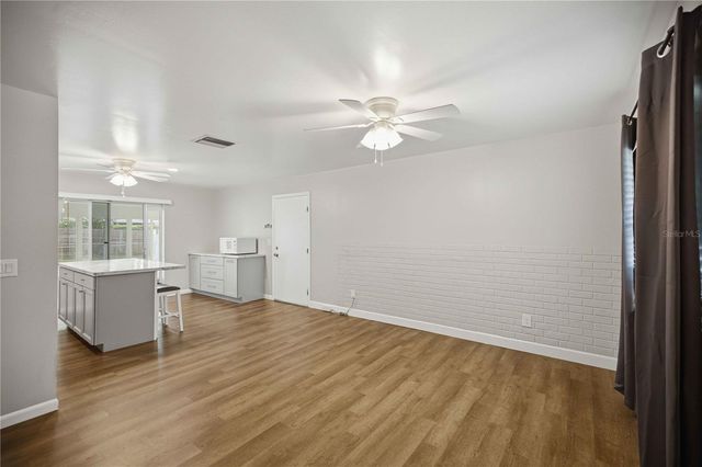 5207 SE 107TH PLACE, Belleview, FL 34420