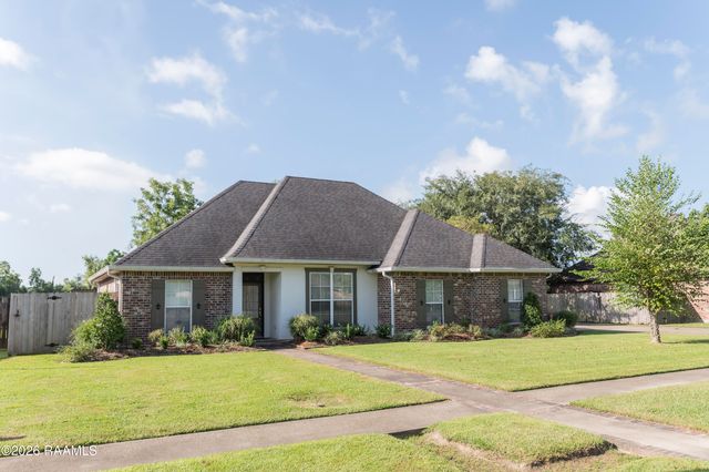 1019 Woodridge Drive, Breaux Bridge, LA 70517