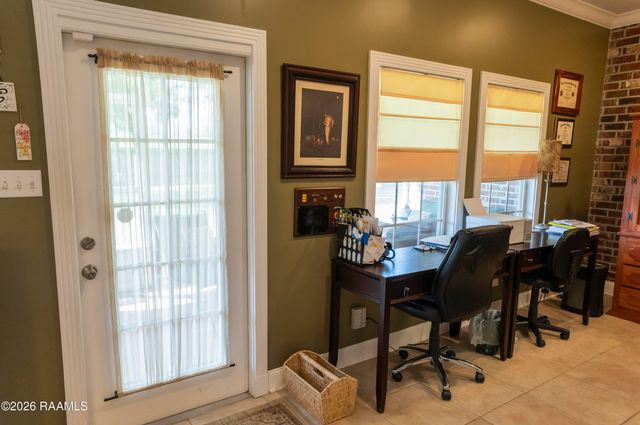 1019 Woodridge Drive, Breaux Bridge, LA 70517