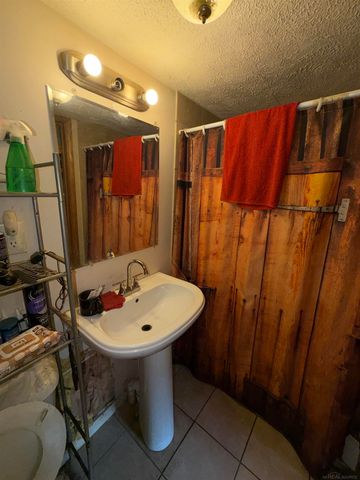 707 W 1ST Street, Gladwin Twp, MI 48624