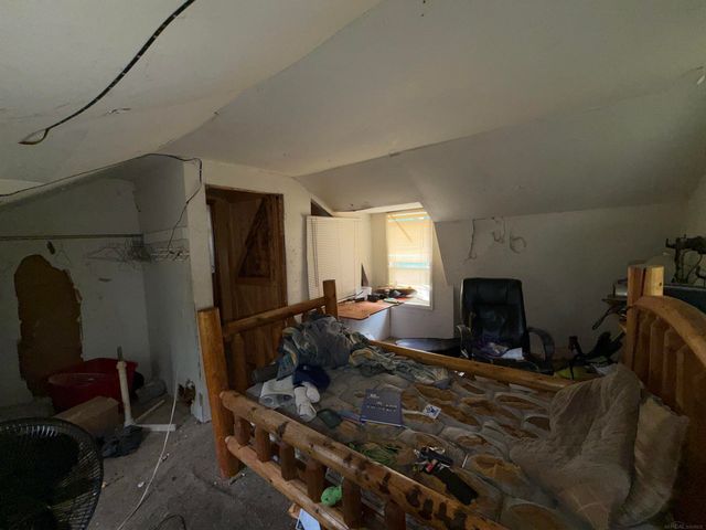 707 W 1ST Street, Gladwin Twp, MI 48624