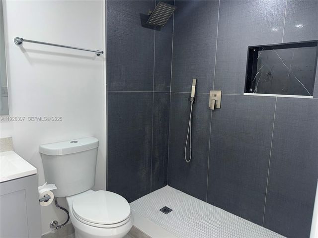 20343 NW 36th Ave 1, Miami Gardens, FL 33056