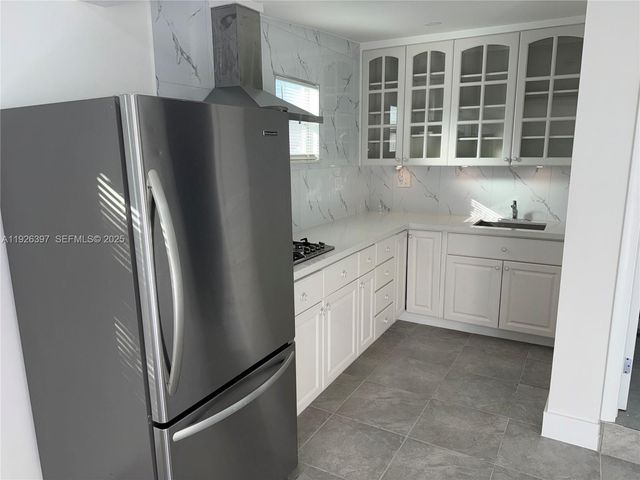 20343 NW 36th Ave 1, Miami Gardens, FL 33056