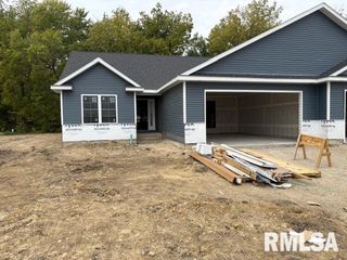 1717 Ambleside Drive, Springfield, IL 62711