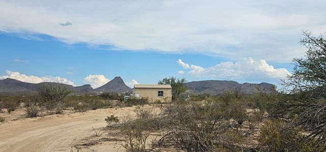 3950 Starry Night, Terlingua, TX 79852