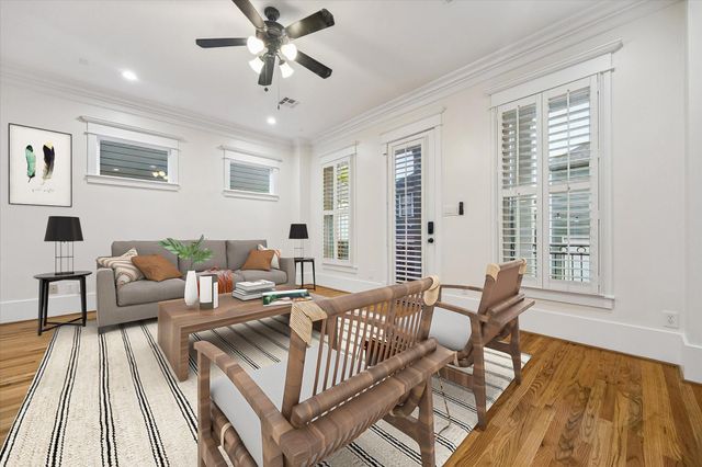 1332 W 21st Street C, Houston, TX 77008