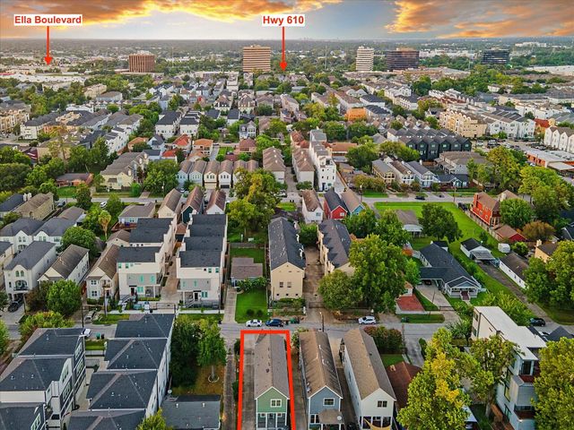1332 W 21st Street C, Houston, TX 77008