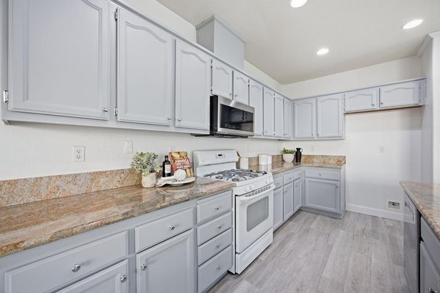 7011 Orofino Dr, El Dorado Hills, CA 95762