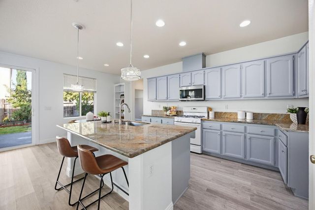 7011 Orofino Dr, El Dorado Hills, CA 95762