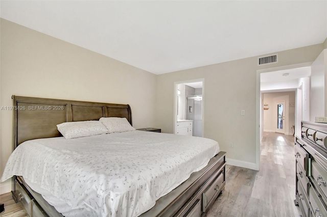 2445 NW 33rd St 1410, Oakland Park, FL 33309