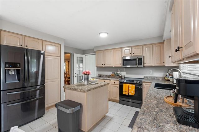 2089 Brainard Drive, Dayton, OH 45440
