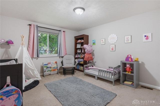 2089 Brainard Drive, Dayton, OH 45440