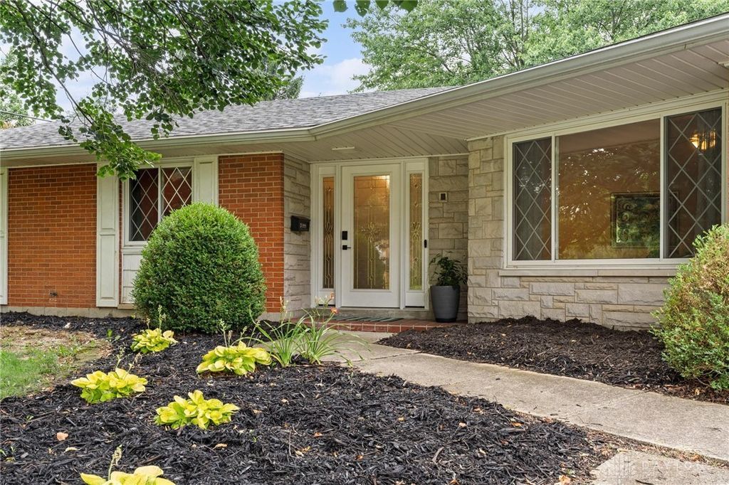 2089 Brainard Drive, Dayton, OH 45440