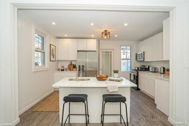 846 E 48th Street, Brooklyn, NY 11203