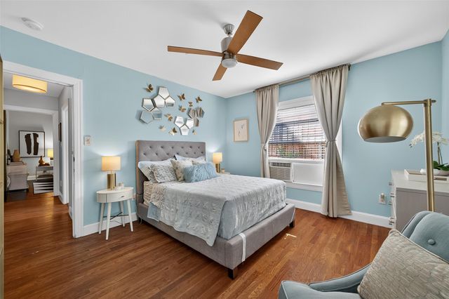 5223 Clay Street, Houston, TX 77023