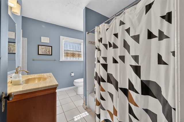 5223 Clay Street, Houston, TX 77023