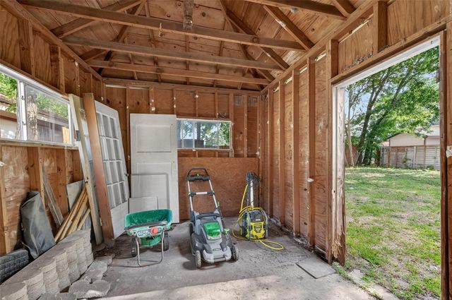 5223 Clay Street, Houston, TX 77023