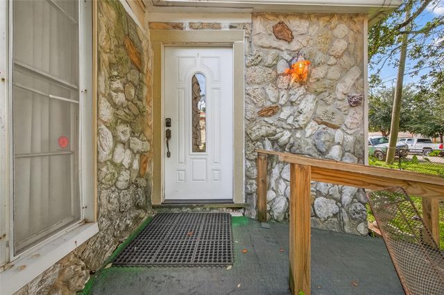 5223 Clay Street, Houston, TX 77023