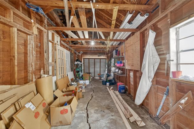 5223 Clay Street, Houston, TX 77023