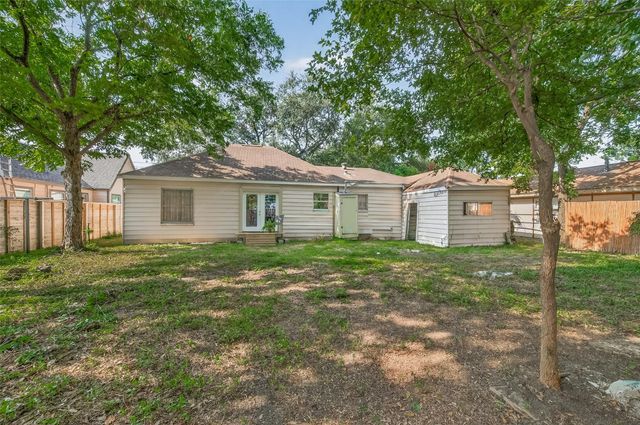 5223 Clay Street, Houston, TX 77023