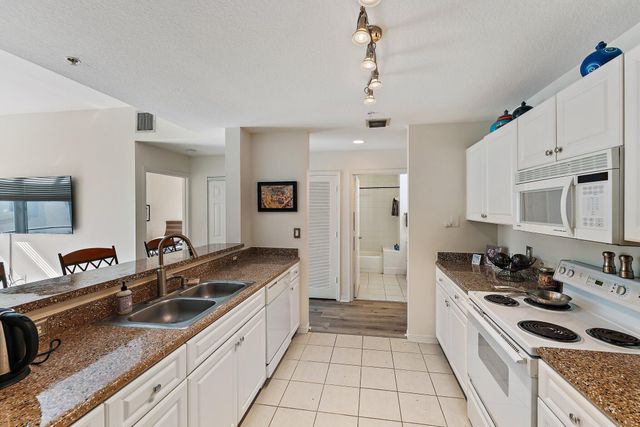 1203 Town Center Drive 210, Jupiter, FL 33458
