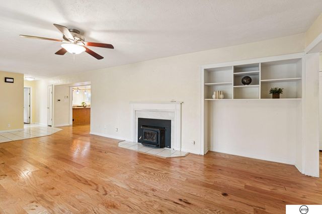 940 S Cotner Boulevard, Lincoln, NE 68510