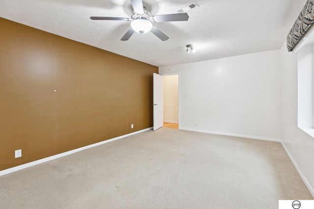 940 S Cotner Boulevard, Lincoln, NE 68510