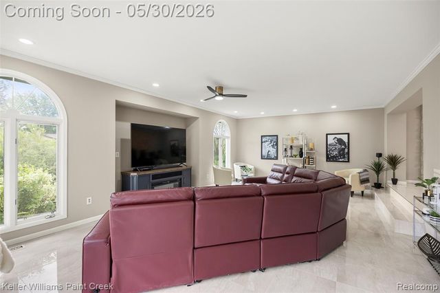38880 Sahr Court, Clinton Township, MI 48038