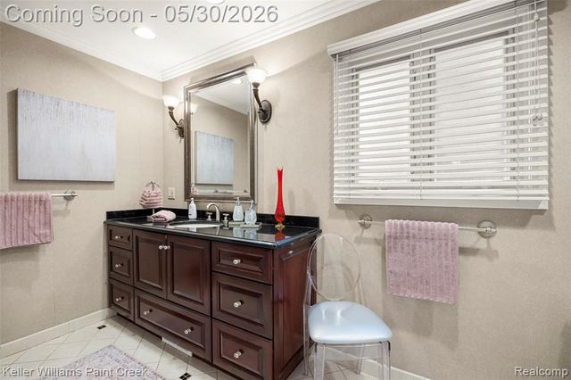 38880 Sahr Court, Clinton Township, MI 48038