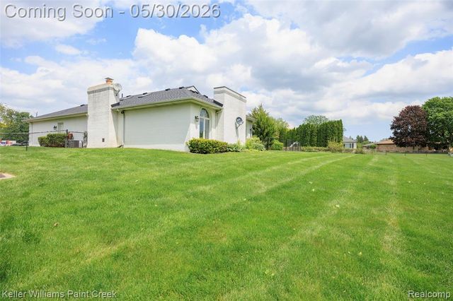 38880 Sahr Court, Clinton Township, MI 48038