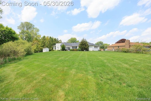 38880 Sahr Court, Clinton Township, MI 48038