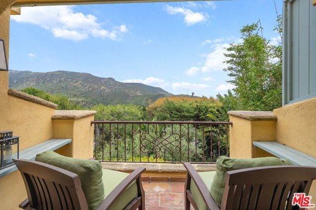4370 Hillview Drive, Malibu, CA 90265