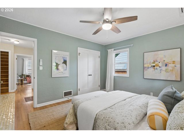 5735 Ne KLICKITAT St, Portland, OR 97213