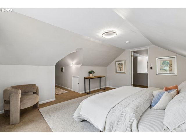 5735 Ne KLICKITAT St, Portland, OR 97213