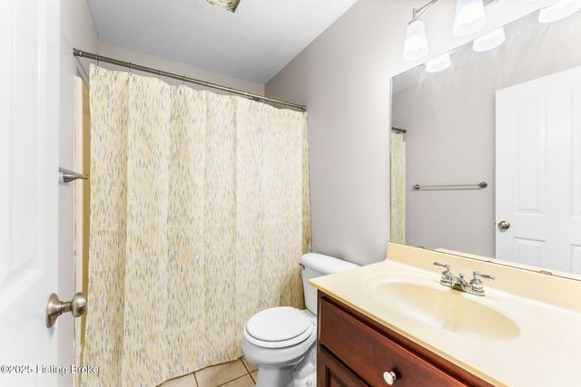 1201 Salem Cir, Bowling Green, KY 42101